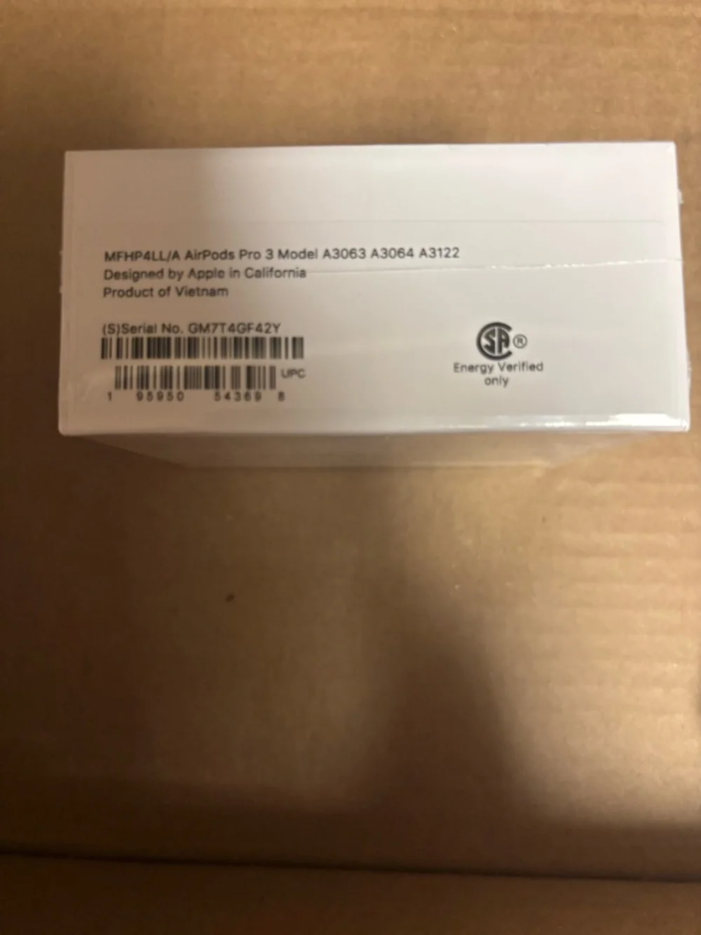 Apple AirPods Pro 3 Earbuds in White with Charging Case